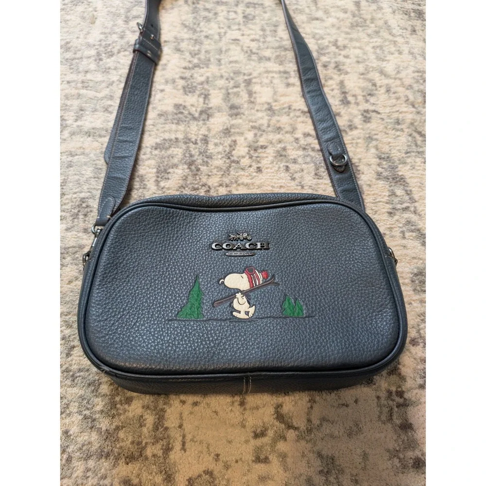 Coach x Peanuts Snoopy Pebbled Leather Camera Bag Blue Crossbody Designer Purse